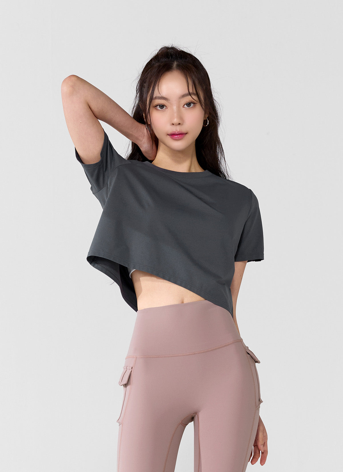 ベーシックストレッチクロップドTシャツ
